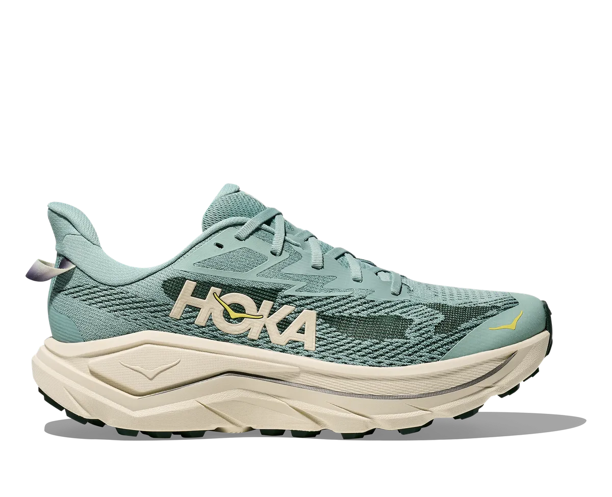 HOKA M CHALLENGER JADE / TRUFFLE SALT