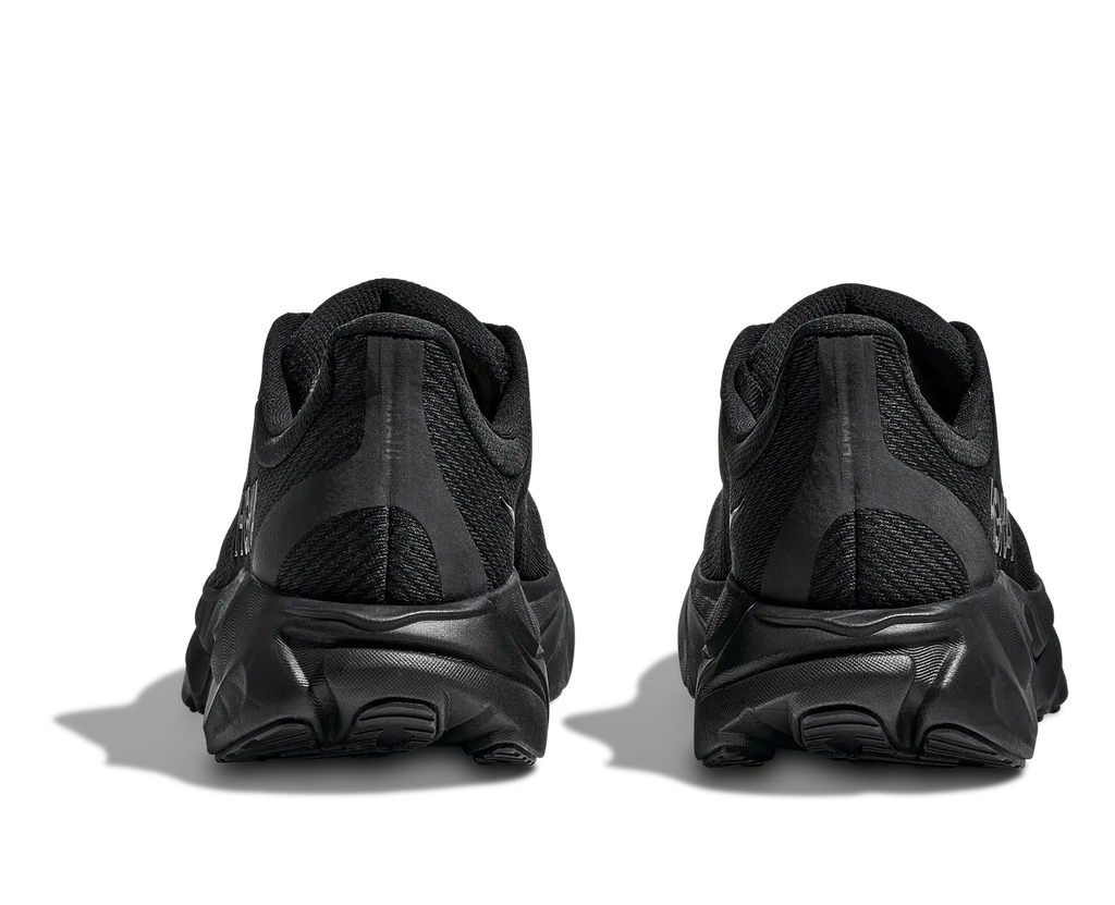 HOKA M ARAHI 8 BLACK