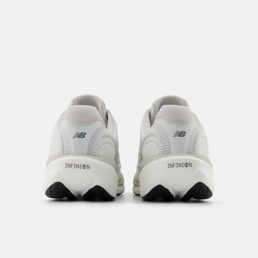 NEW BALANCE M 1080V15